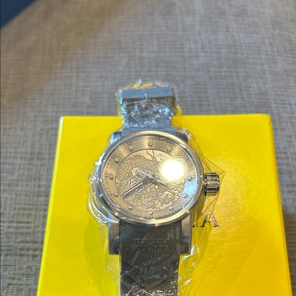 Invicta Silver Watch with Textured Dial - Picture 1 of 4